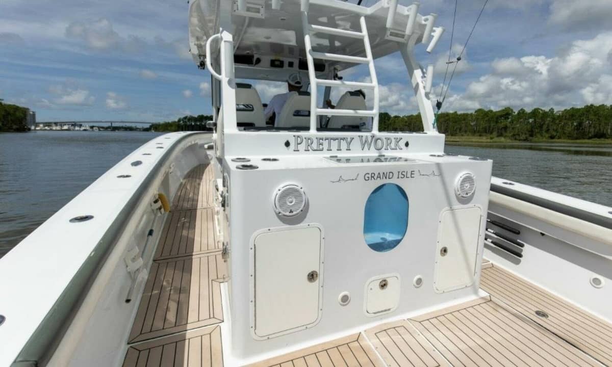 2016 Metal Shark 42 Fearless "Pretty Work" photo 5