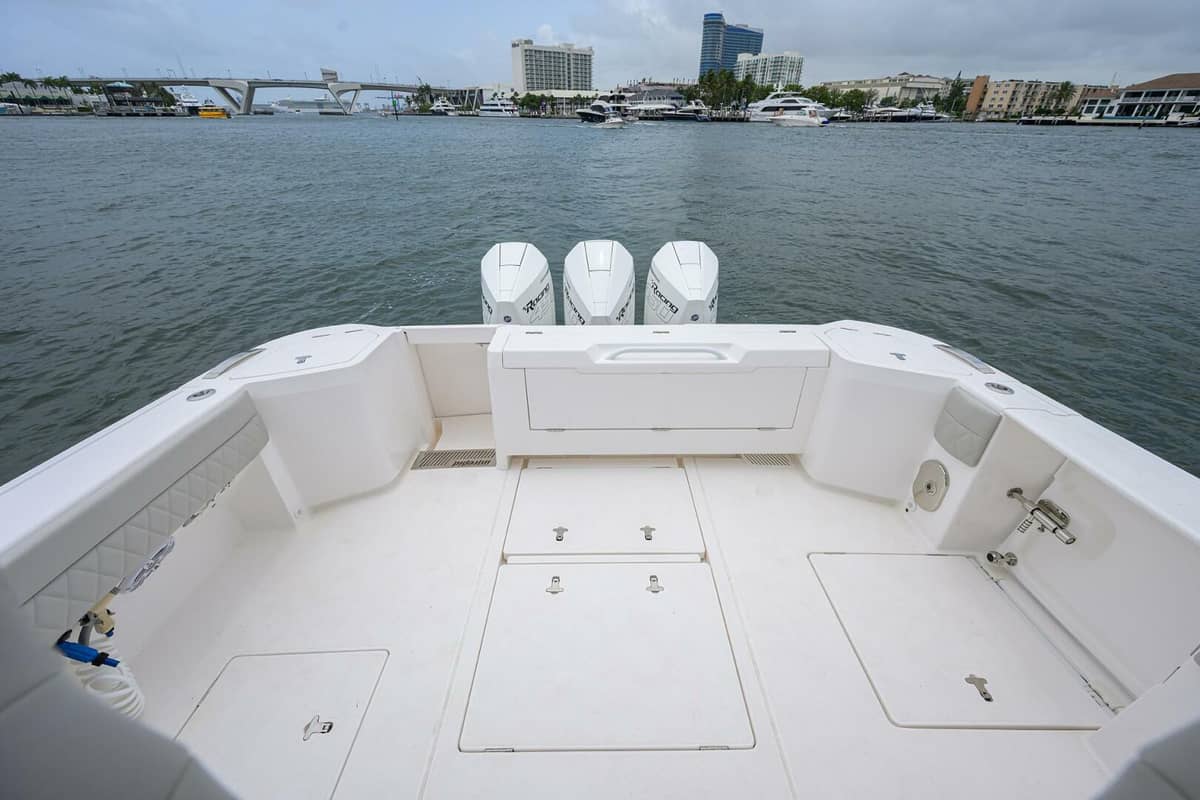 2023 Intrepid 41 Valor "41' Intrepid 2023" photo 3