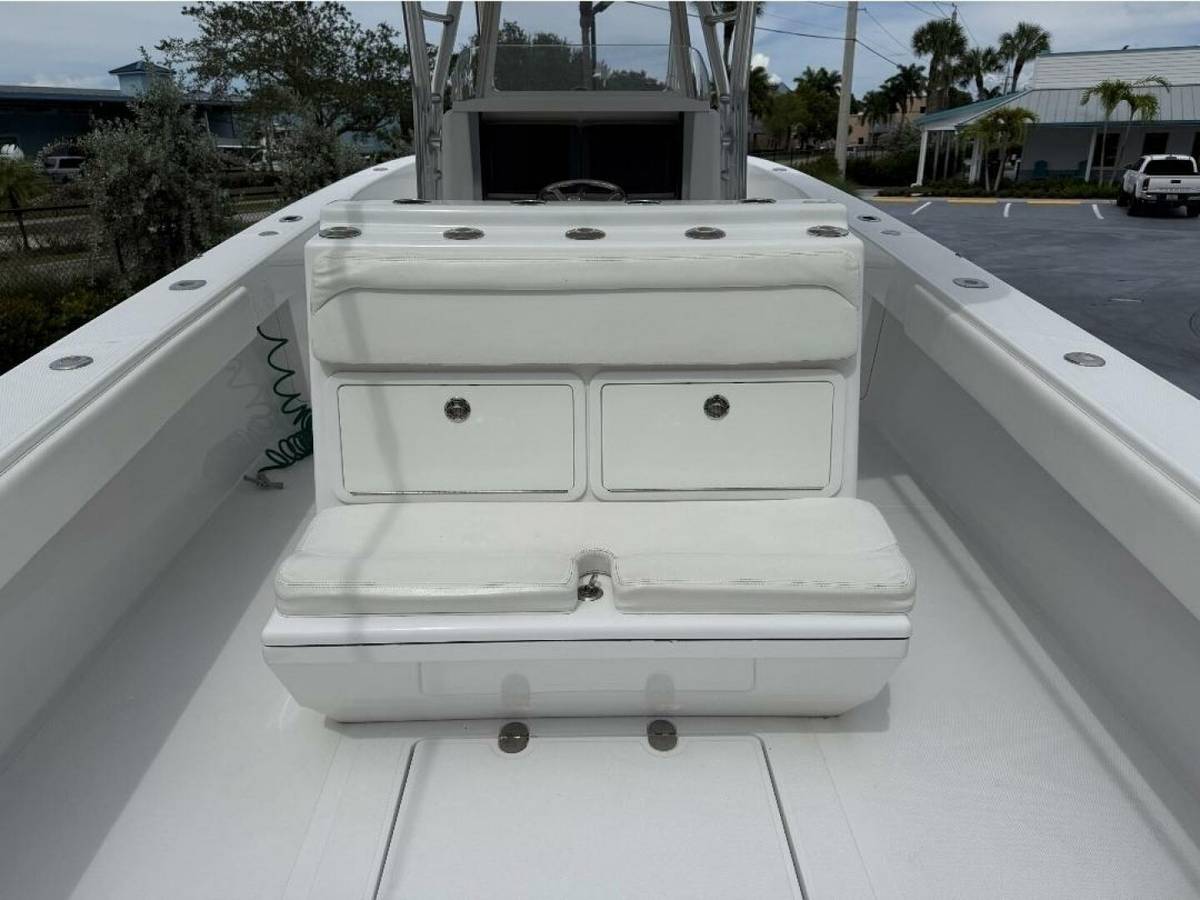 2013 Bahama 41 "Last Resort" photo 5