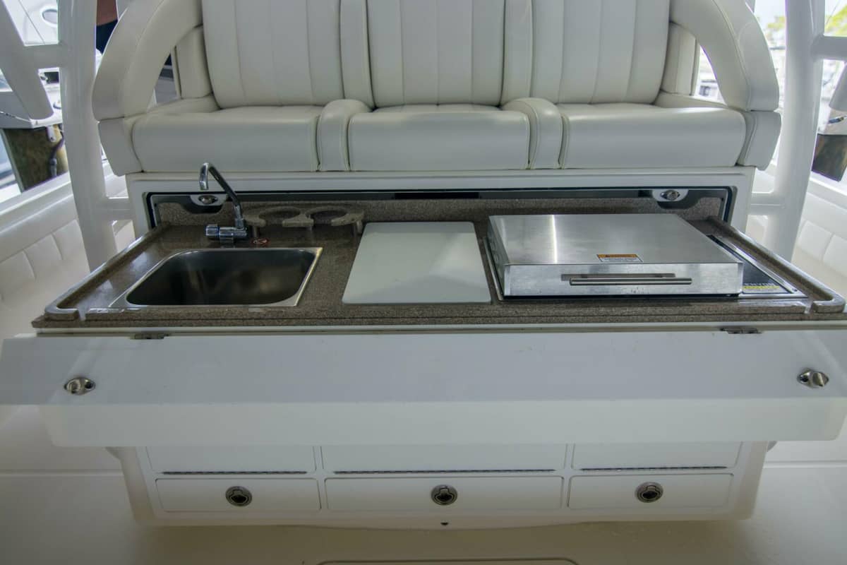 2021 Regulator 41 Center Console "Miss Megan" photo 16