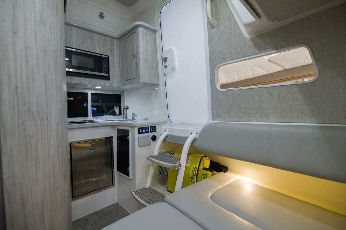 2021 Regulator 41 Center Console "Miss Megan" photo 3