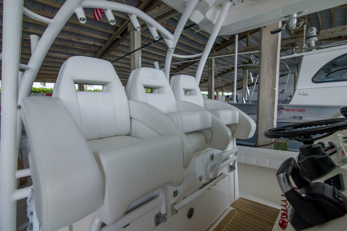 2021 Regulator 41 Center Console "Miss Megan" photo 10