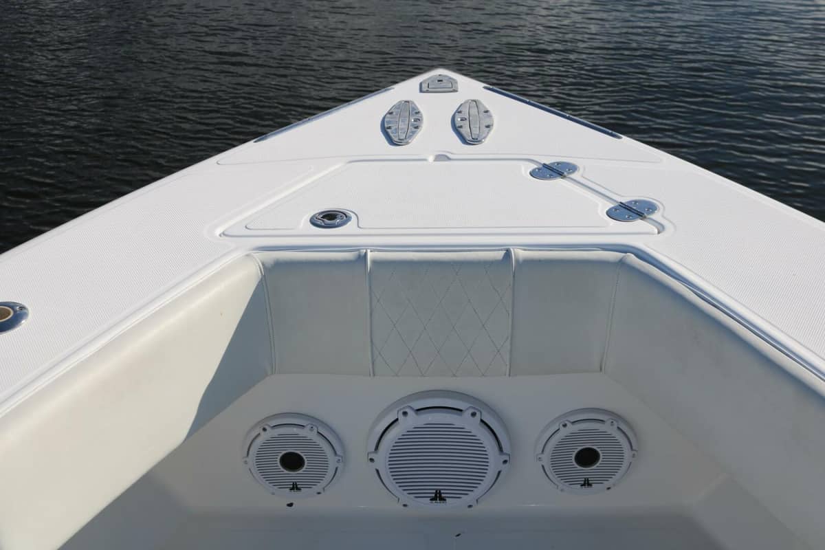 2008 Venture 39 Center Console "Logan's Adventure" photo 4