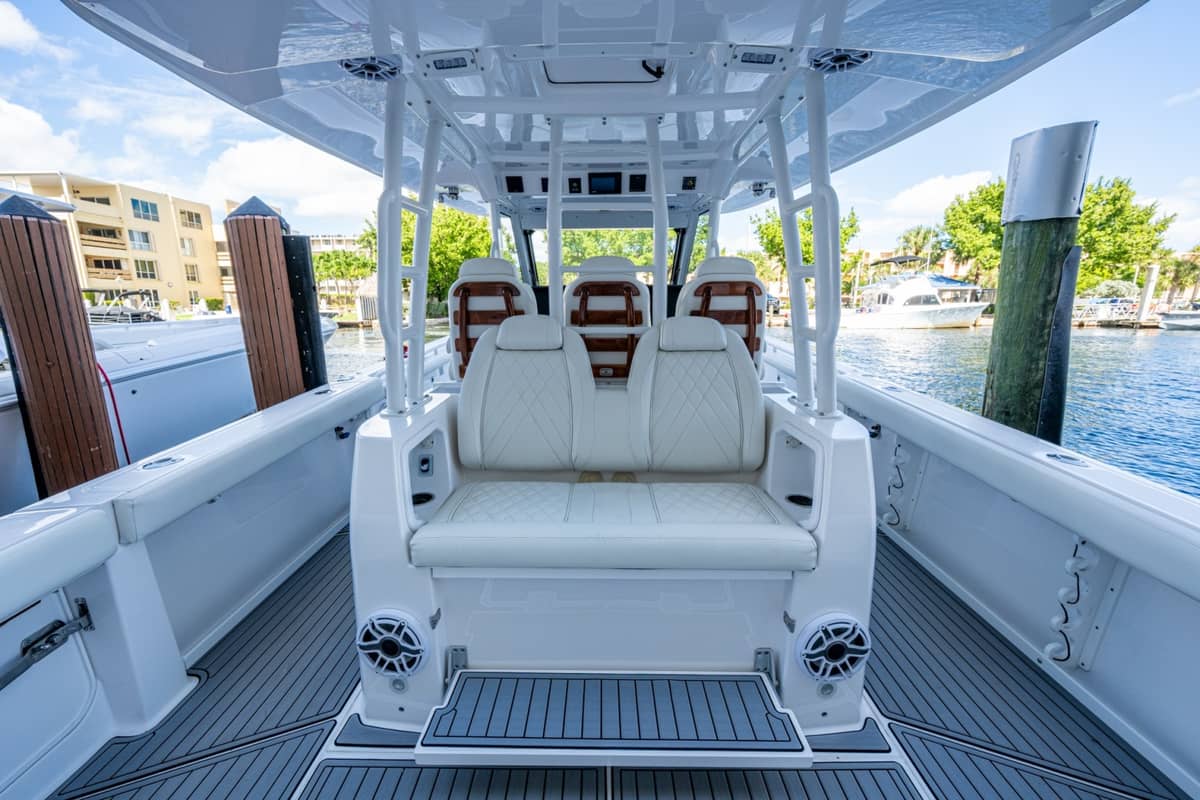 2020 Everglades 395 Center Console photo 14