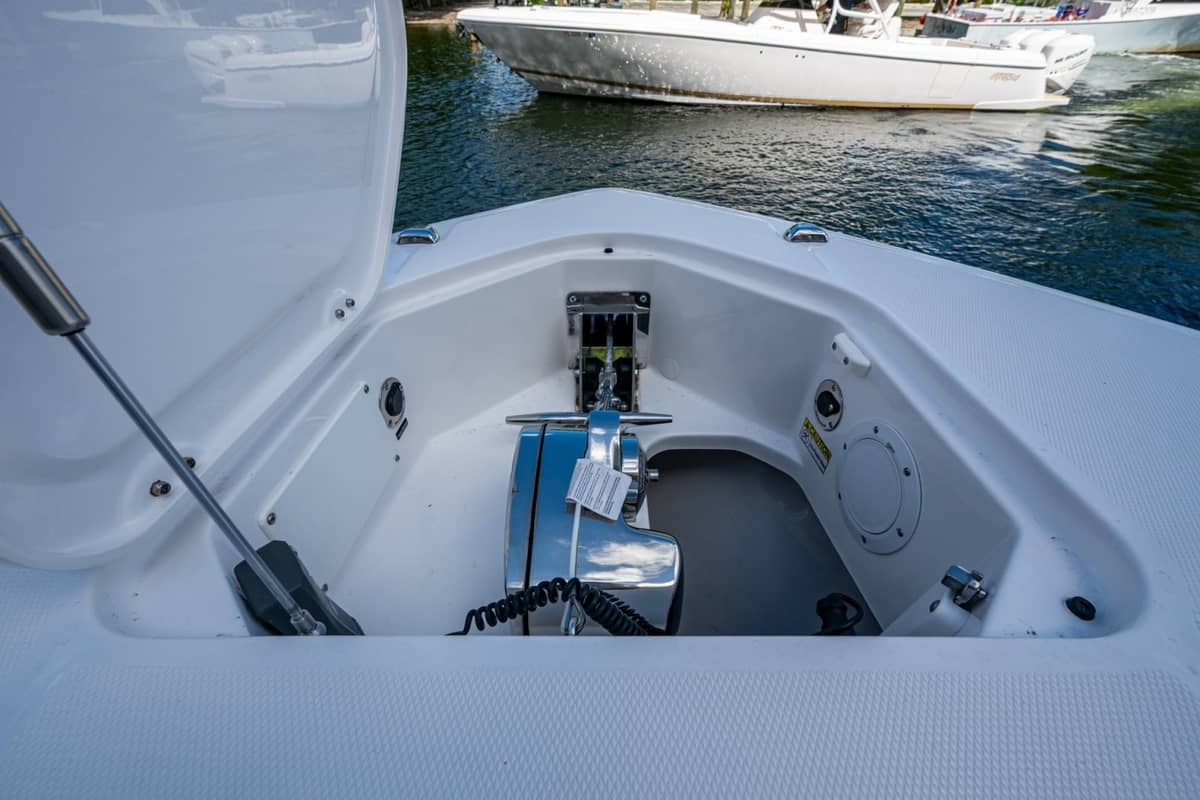 2020 Everglades 395 Center Console photo 37