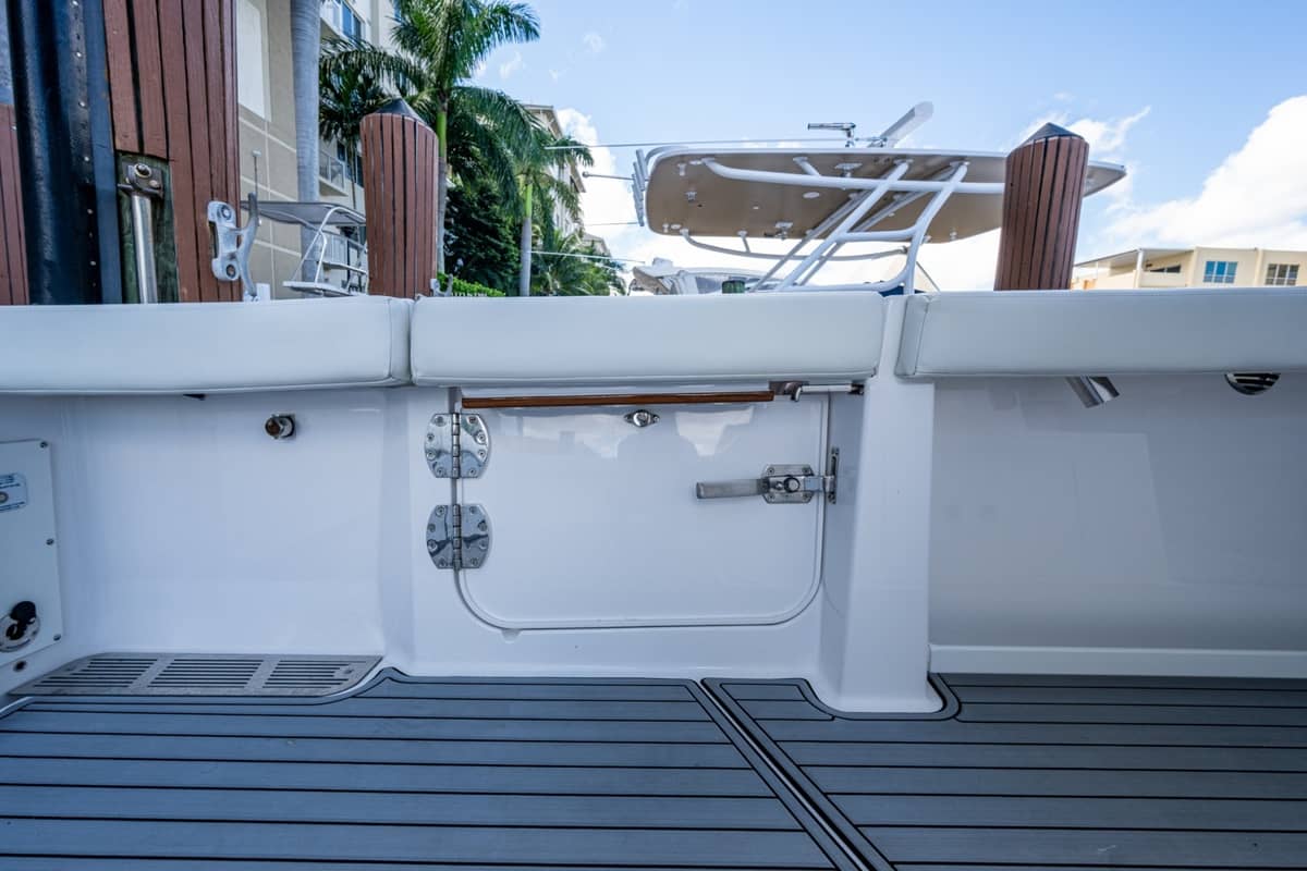 2020 Everglades 395 Center Console photo 20