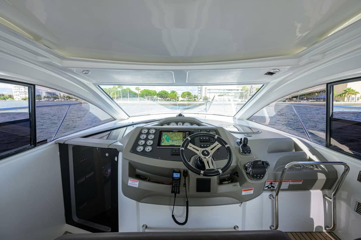 2015 Beneteau 38 GT photo 19