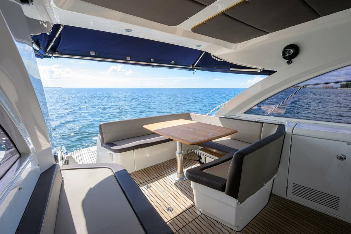 2015 Beneteau 38 GT photo 23