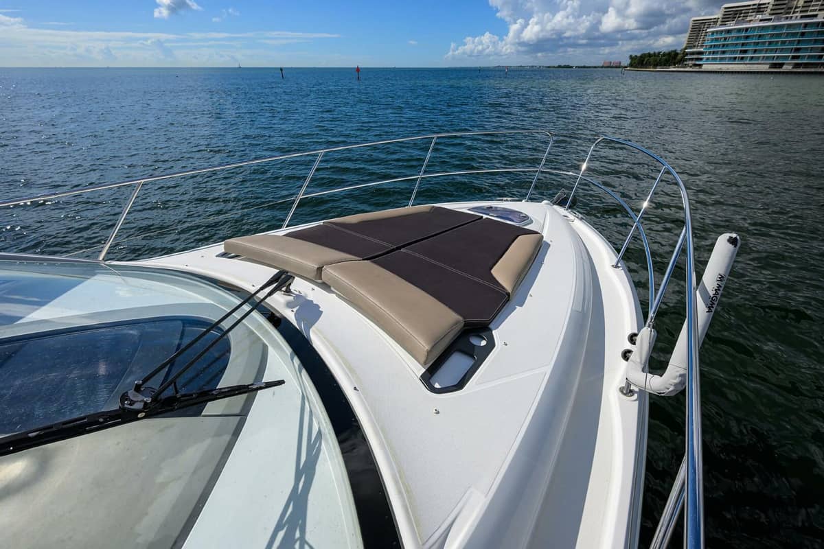 2015 Beneteau 38 GT photo 44