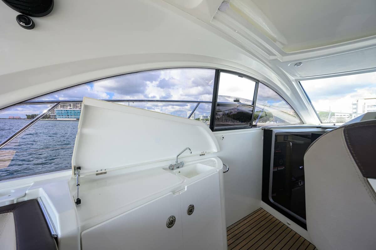 2015 Beneteau 38 GT photo 40