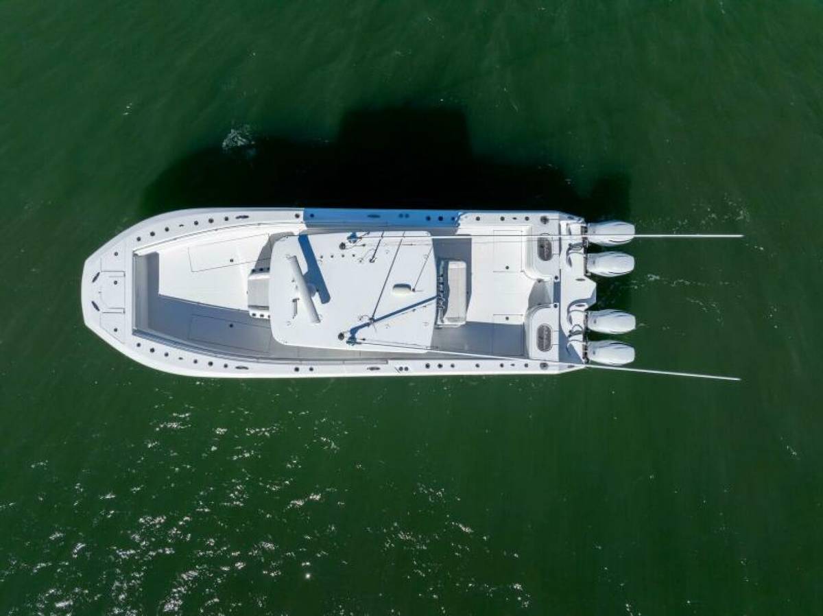 2023 SeaHunter 38 CTS "Reel Escape" photo 11