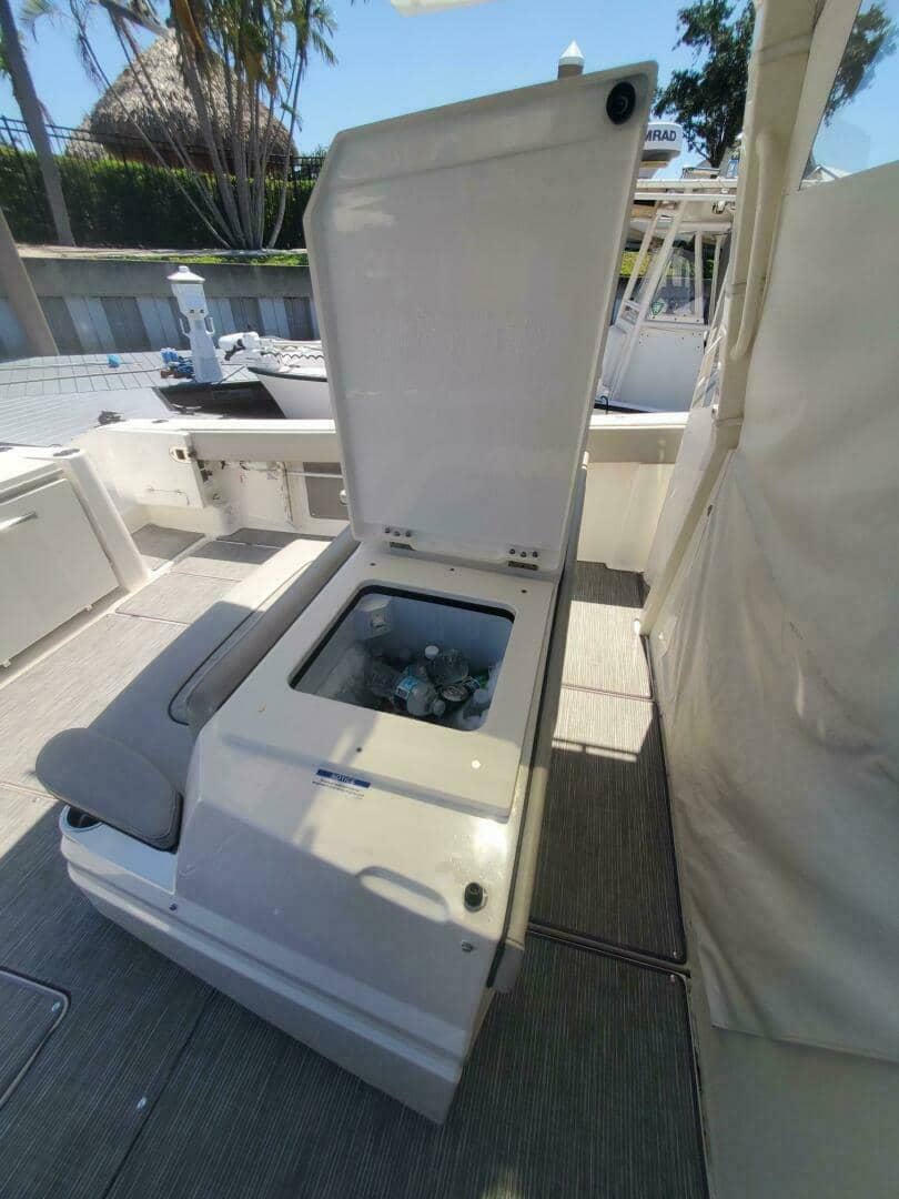 2023 Pursuit S 378 Sport "FIJI KAI" photo 9