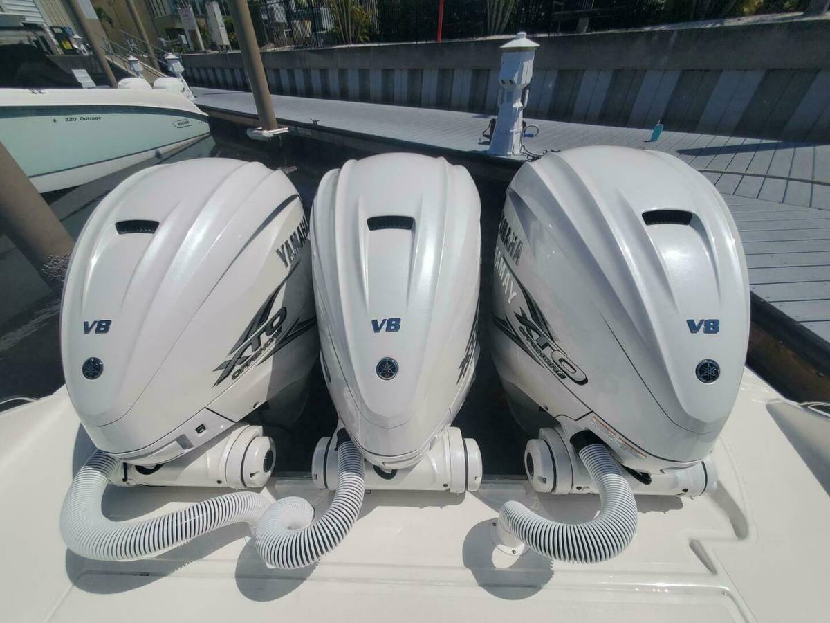 2023 Pursuit S 378 Sport "FIJI KAI" photo 20