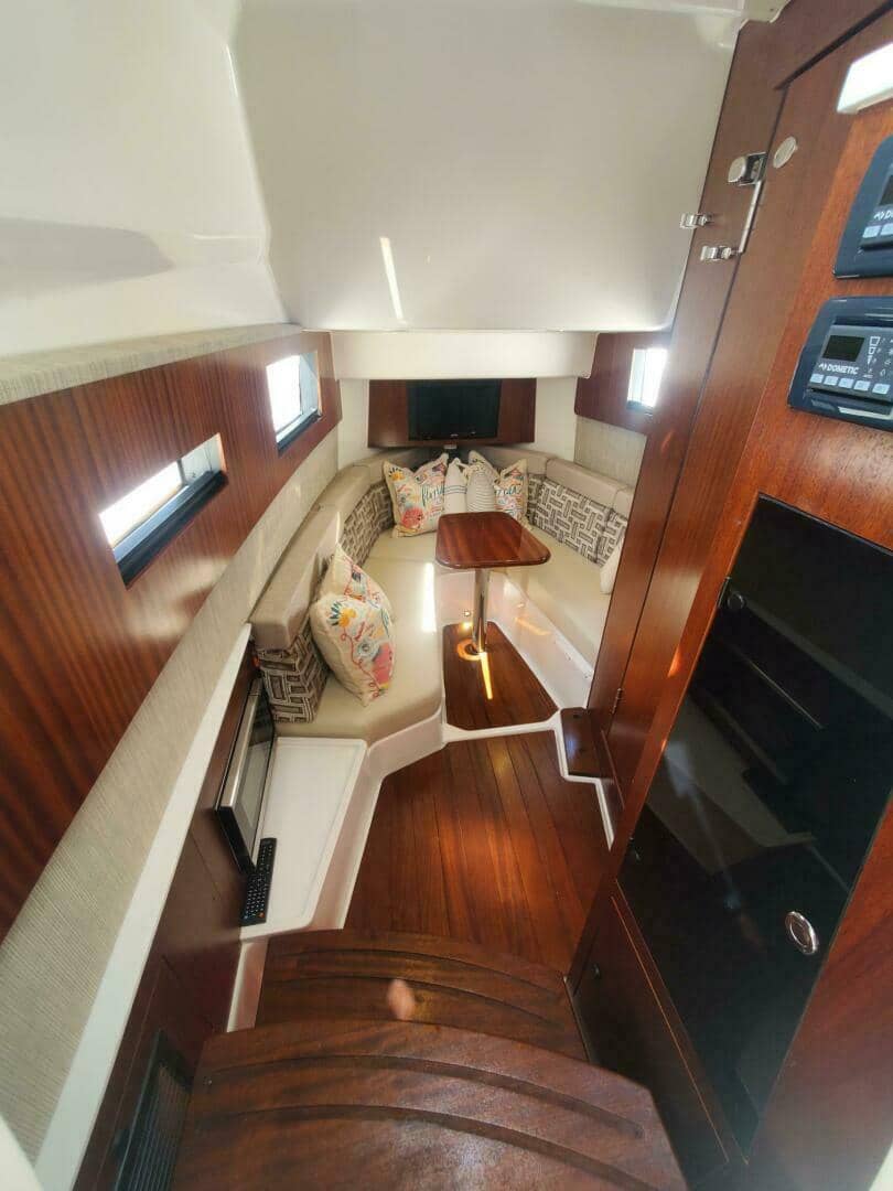 2023 Pursuit S 378 Sport "FIJI KAI" photo 44