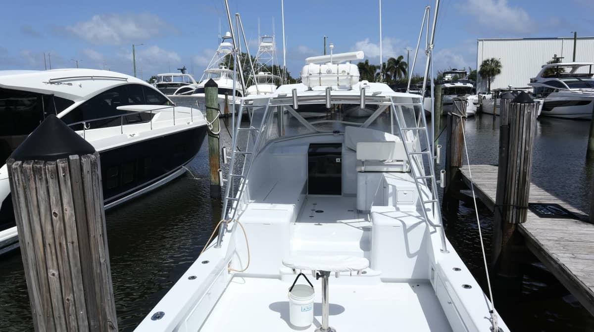 2002 Miller Marine 38 Open "LURES & LIARS" photo 4