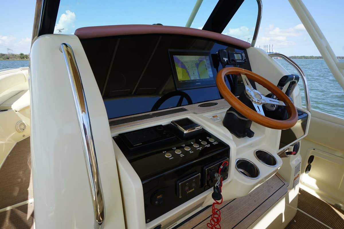 2018 Chris-Craft Catalina 34 "Grace" photo 11
