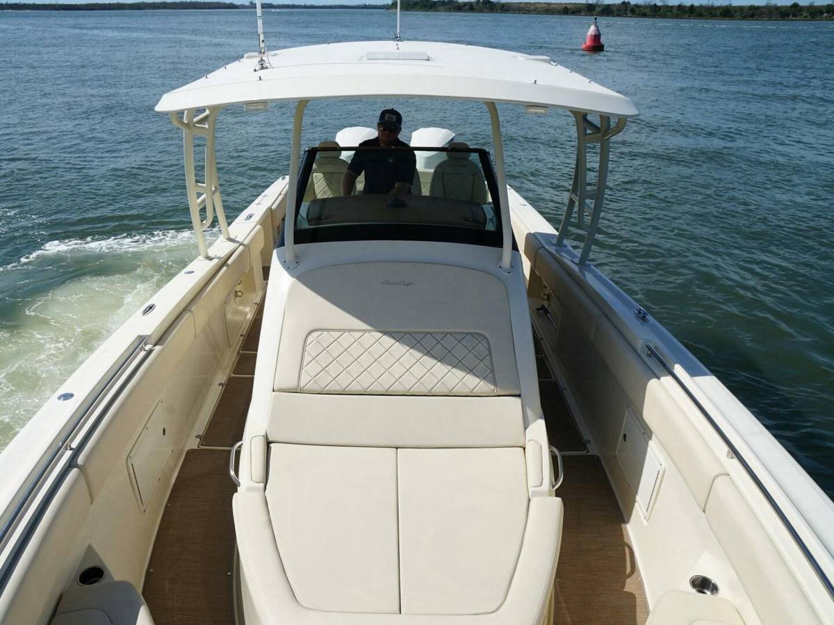 2018 Chris-Craft Catalina 34 "Grace" photo 20