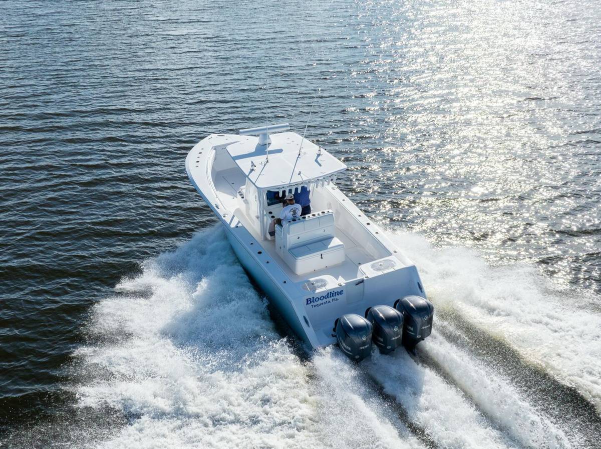 2018 SeaHunter 33 Center Console "Bloodline" photo 17