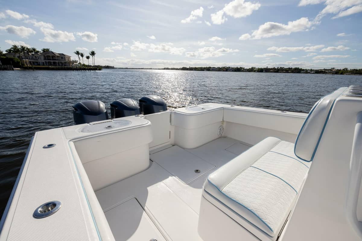 2018 SeaHunter 33 Center Console "Bloodline" photo 13