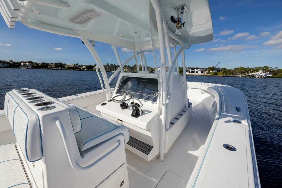 2018 SeaHunter 33 Center Console "Bloodline" photo 7