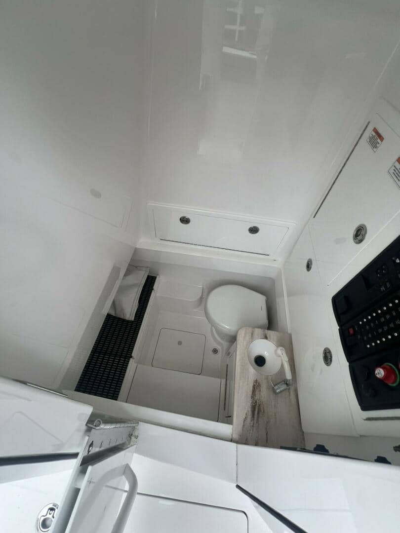 2023 Valhalla Boatworks V-33 "JUST ONE MORE" photo 31