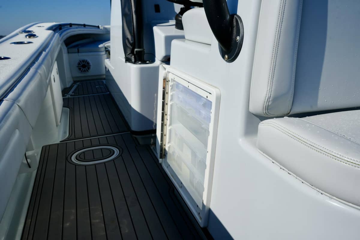 2023 Yellowfin 32 Offshore "Luhn 32" photo 29