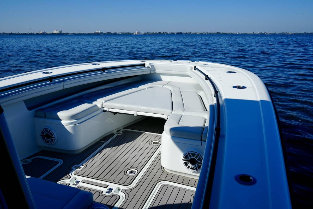 2023 Yellowfin 32 Offshore "Luhn 32" photo 11