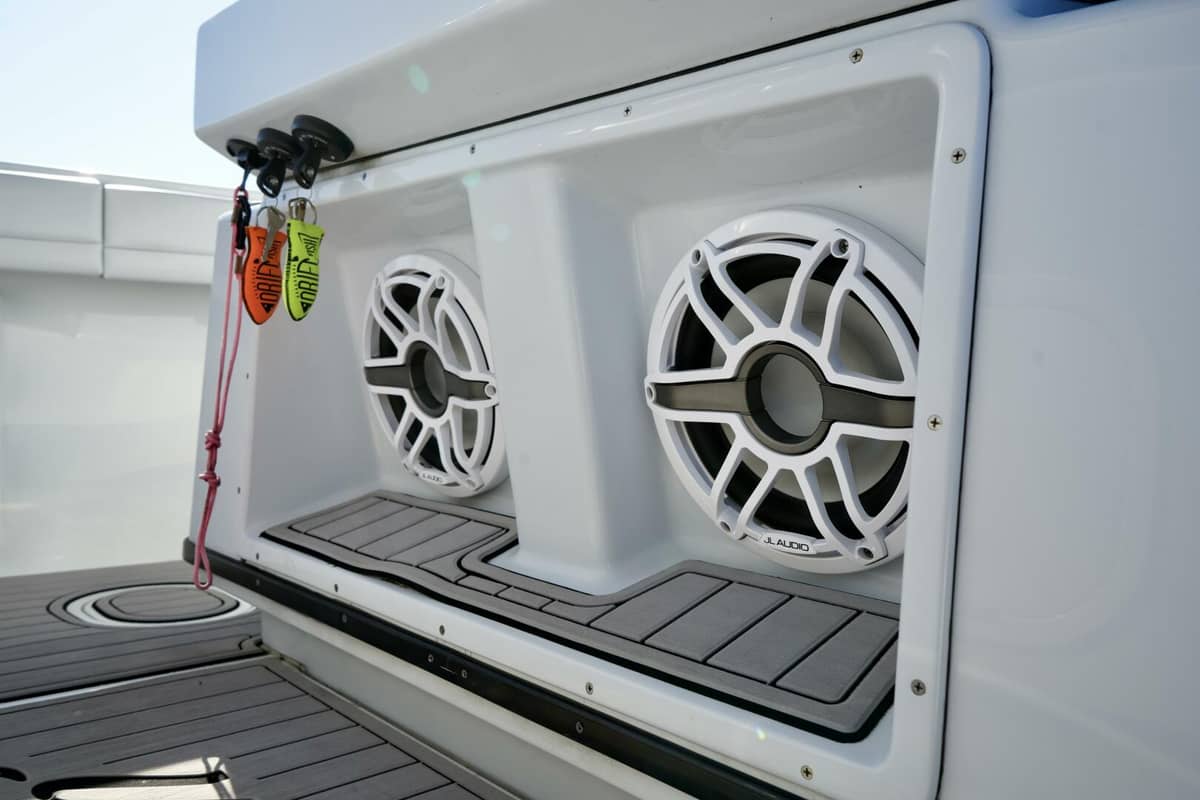 2023 Yellowfin 32 Offshore "Luhn 32" photo 22