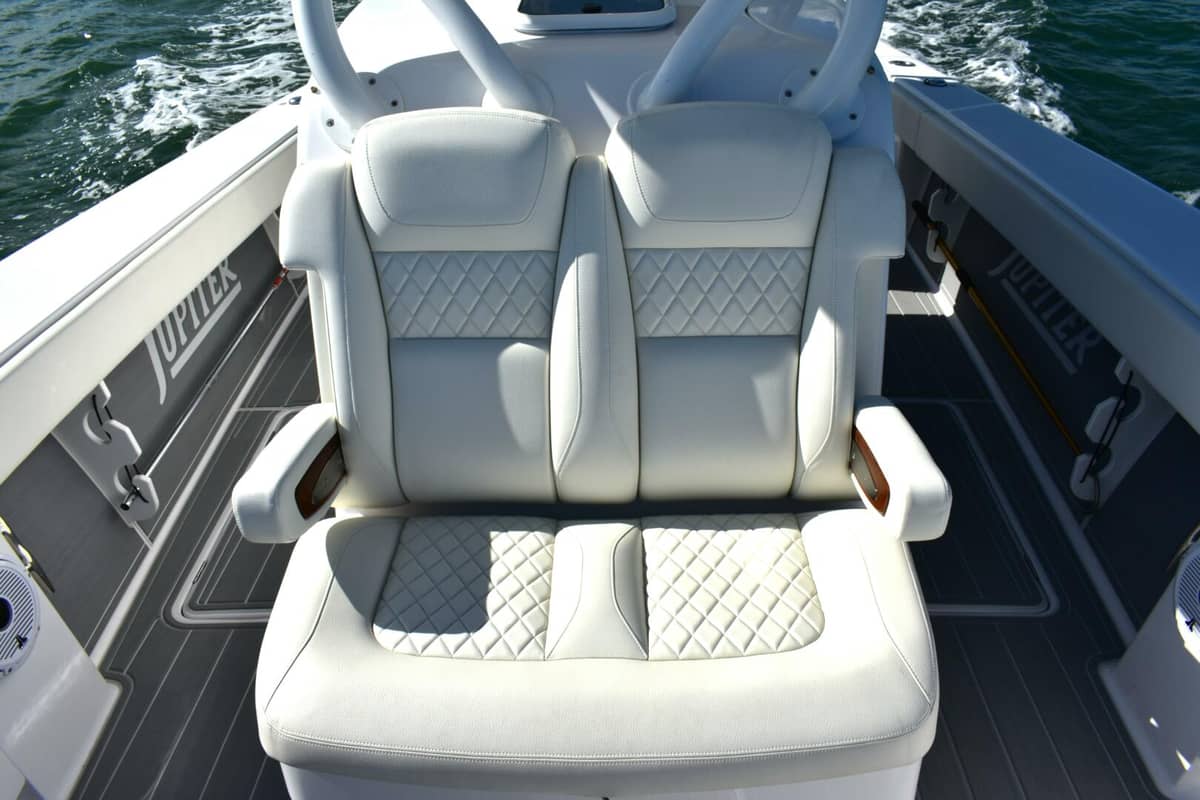 2025 Jupiter 32 FS "FULL CIRCLE" photo 5
