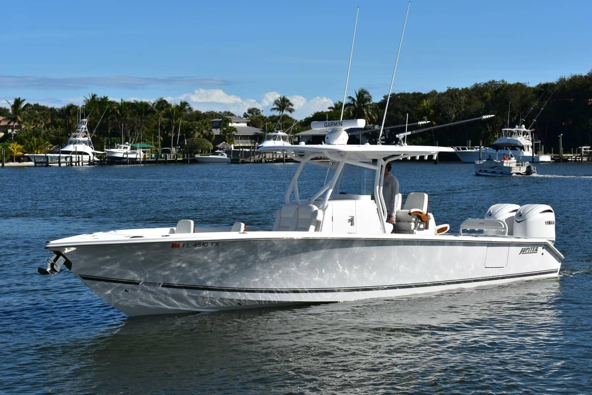 2025 Jupiter 32 FS "FULL CIRCLE" photo 14