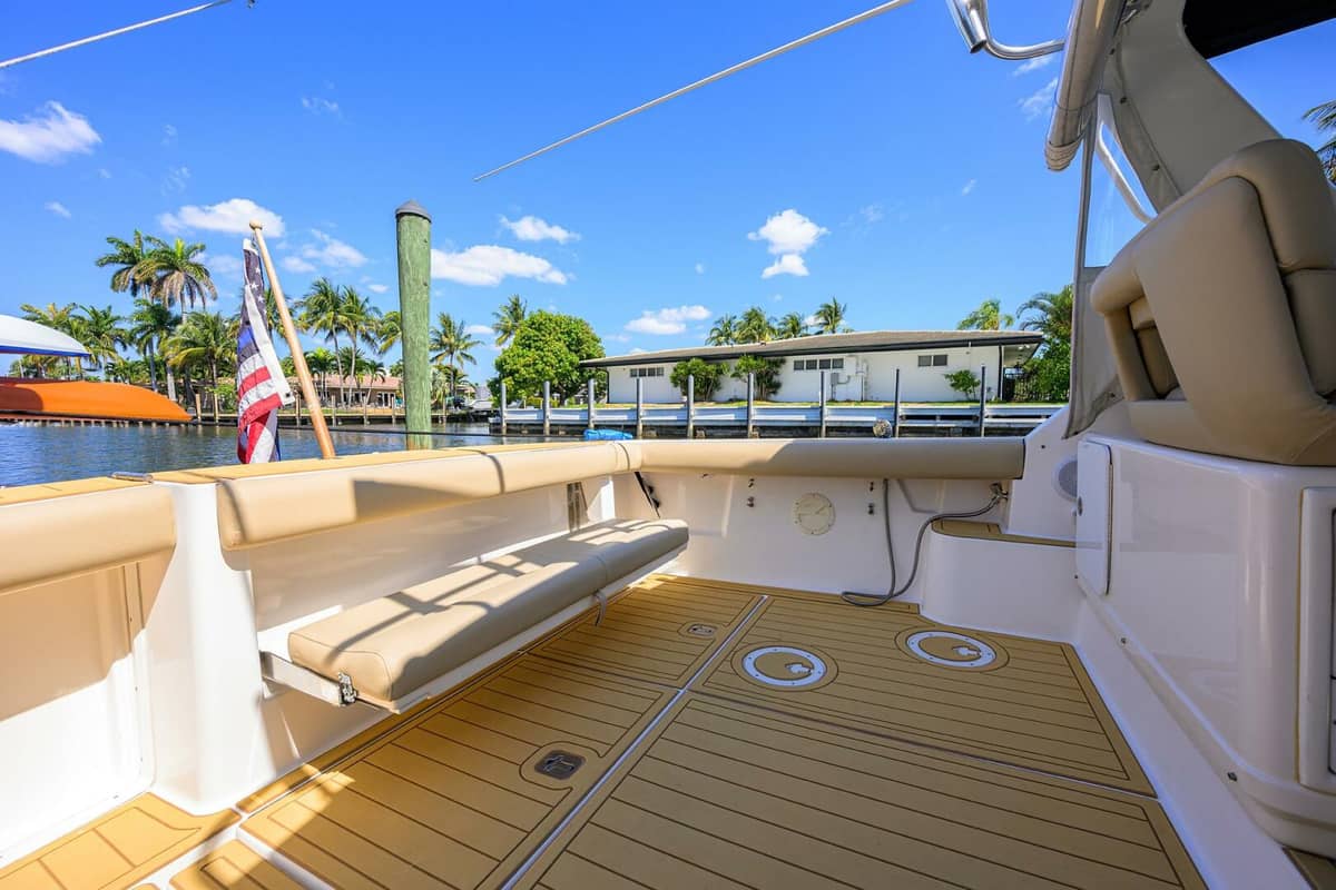 2002 Tiara Yachts 3100 LE "Black Jack" photo 27
