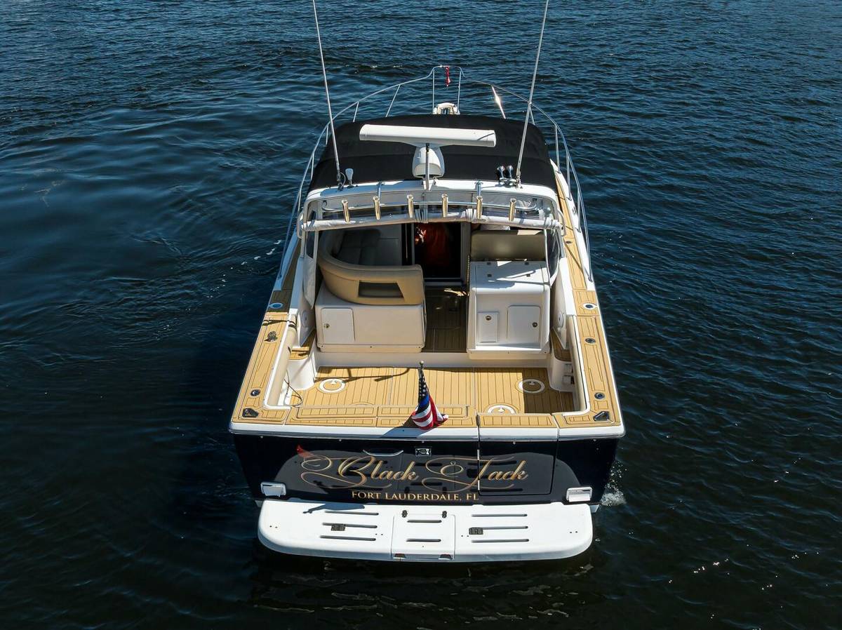 2002 Tiara Yachts 3100 LE "Black Jack" photo 40