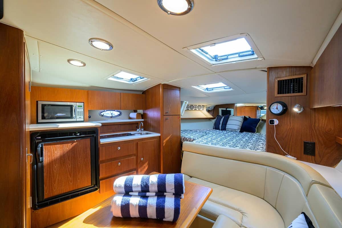 2002 Tiara Yachts 3100 LE "Black Jack" photo 6