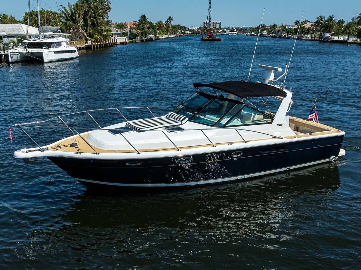 2002 Tiara Yachts 3100 LE "Black Jack" photo 38