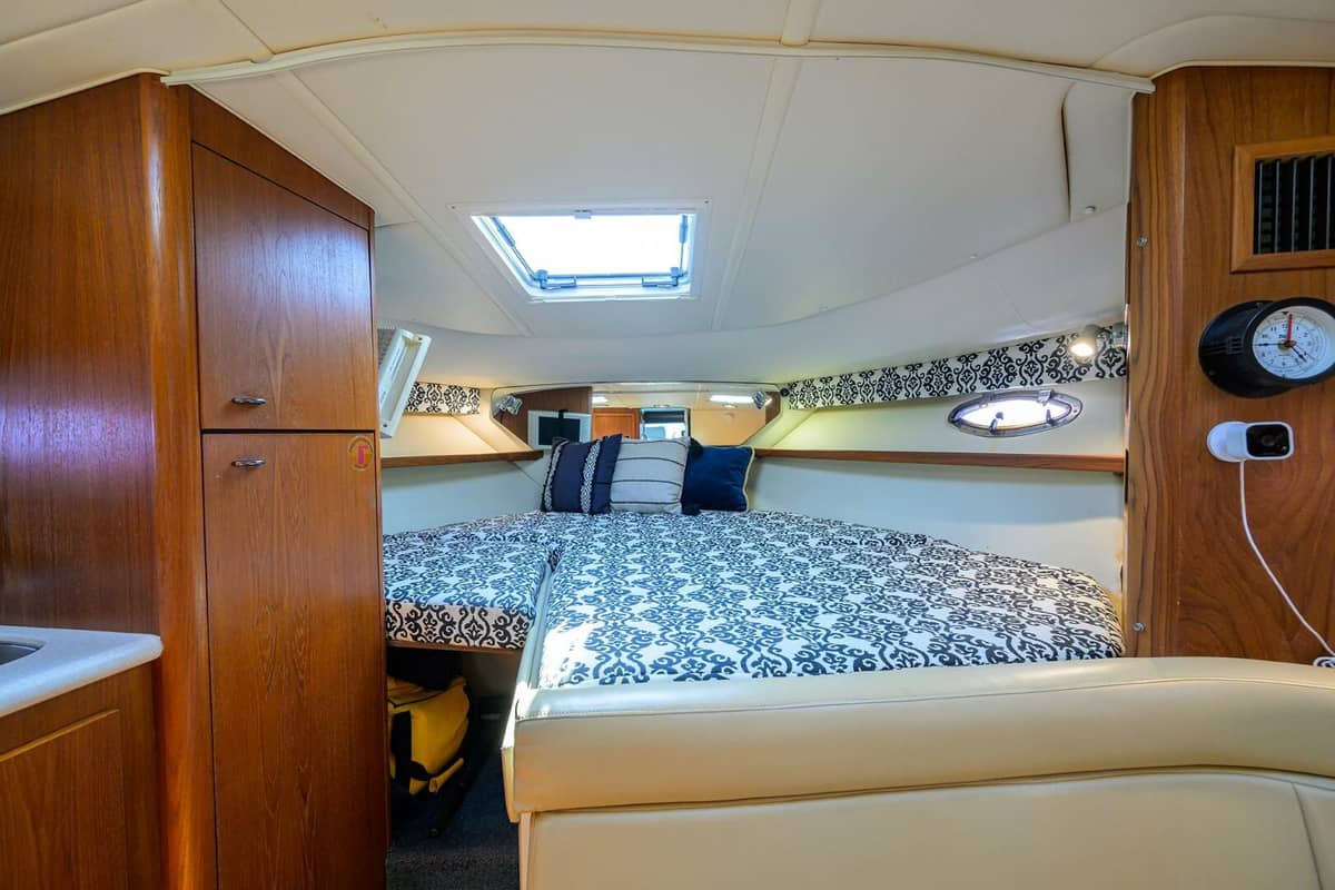 2002 Tiara Yachts 3100 LE "Black Jack" photo 9