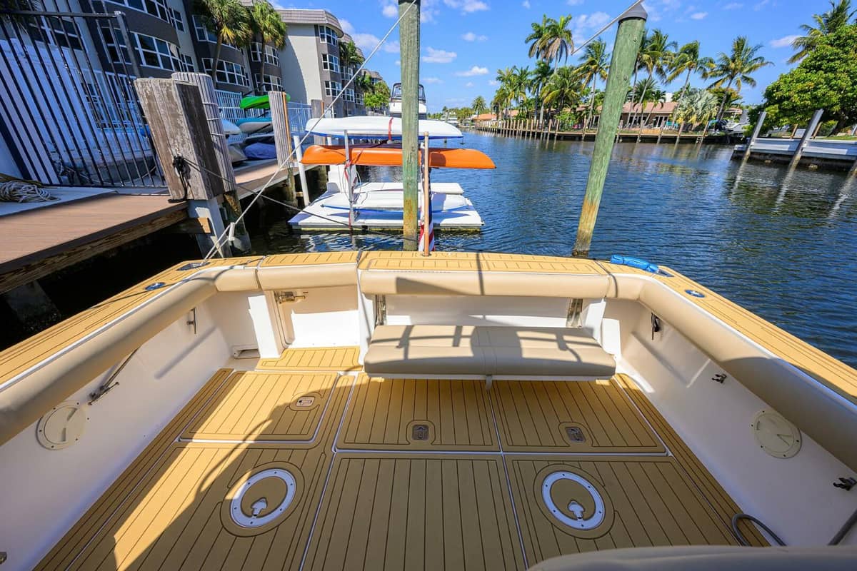 2002 Tiara Yachts 3100 LE "Black Jack" photo 26