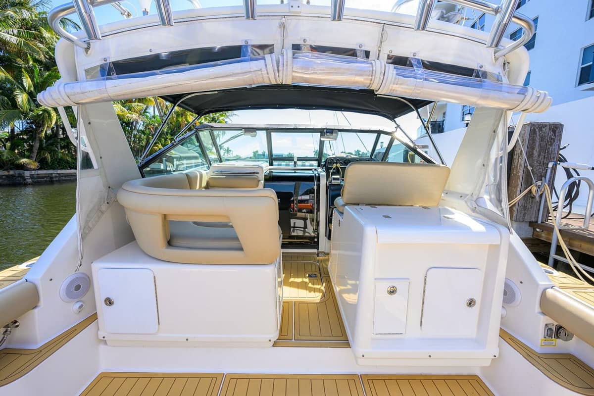 2002 Tiara Yachts 3100 LE "Black Jack" photo 19