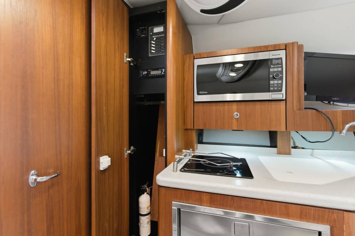 2011 Tiara Yachts 3100 Open "Serenity" photo 27