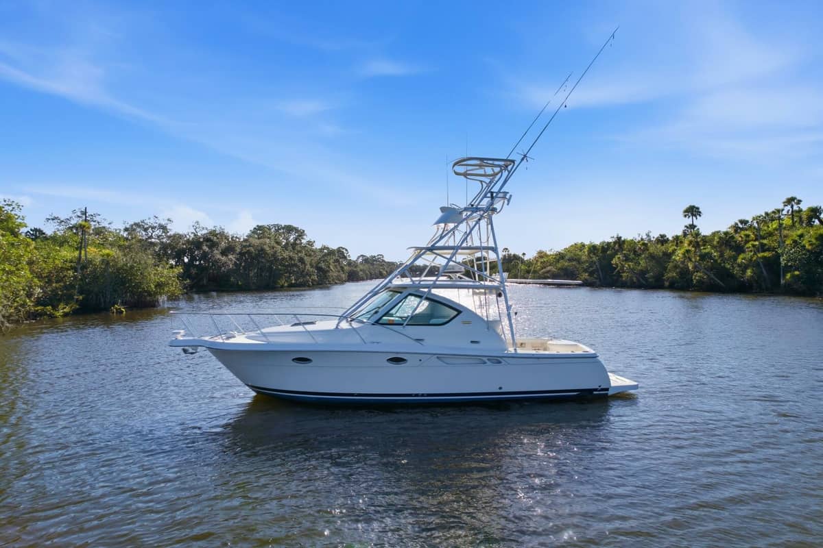 2011 Tiara Yachts 3100 Open "Serenity" photo 5
