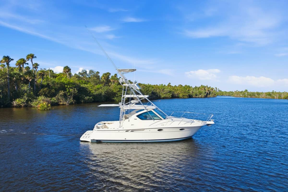 2011 Tiara Yachts 3100 Open "Serenity" photo