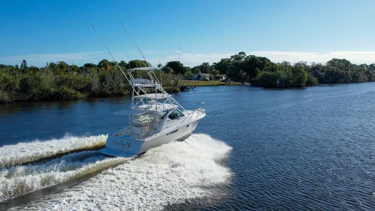 2011 Tiara Yachts 3100 Open "Serenity" photo 37