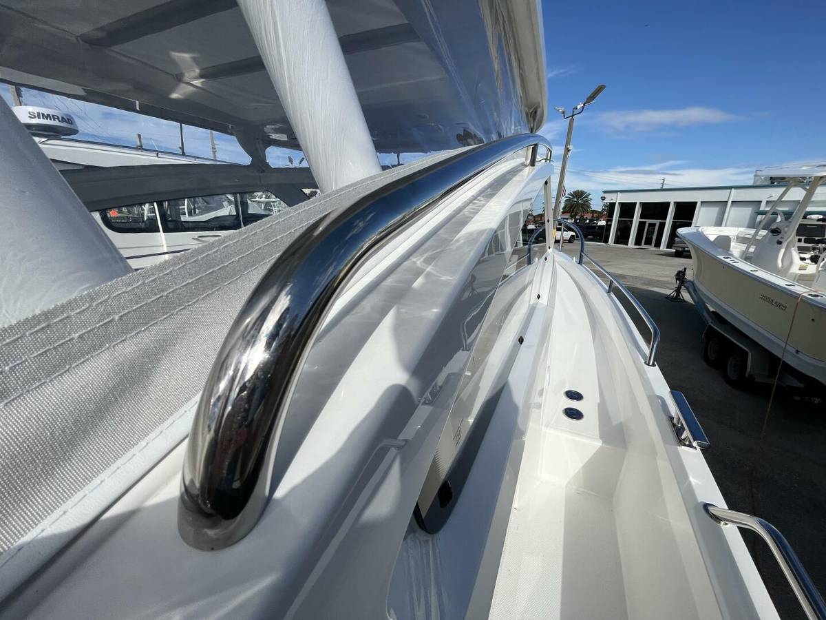 2024 Nimbus Weekender 9 "In-Stock 2024 Nimbus W9 279" photo 22