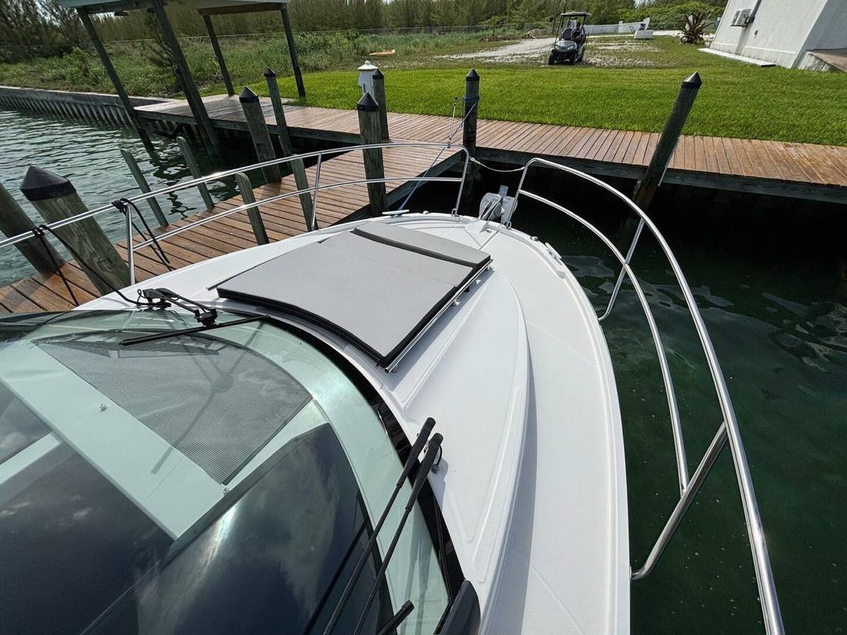 2020 Jeanneau NC895 "Knot Work'N" photo 15