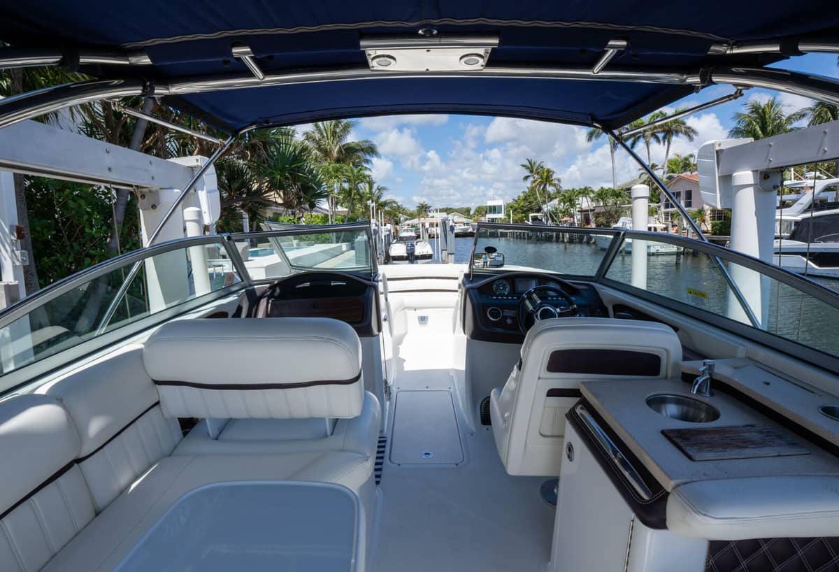 2013 Cobalt 28 "Unplugged" photo 17