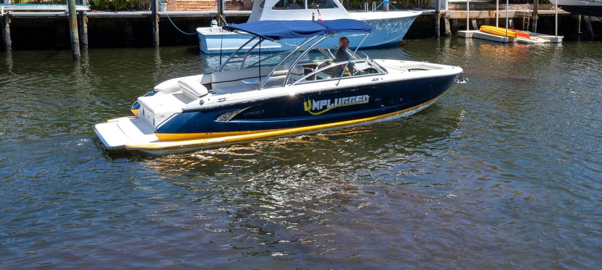 2013 Cobalt 28 "Unplugged" photo 2