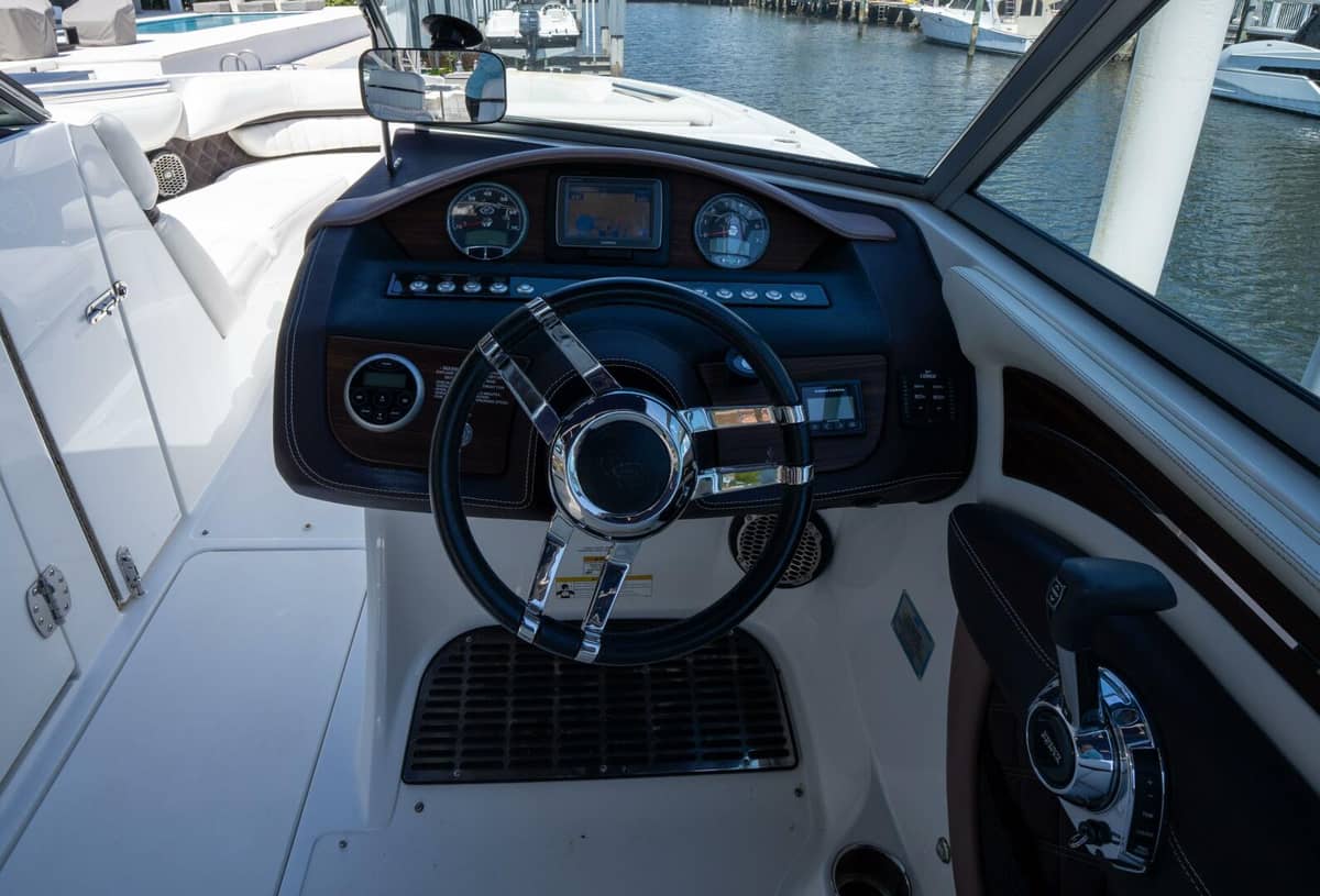 2013 Cobalt 28 "Unplugged" photo 15