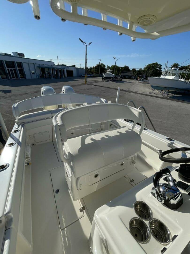 2008 Silverhawk 2700CC "Colleen" photo 7