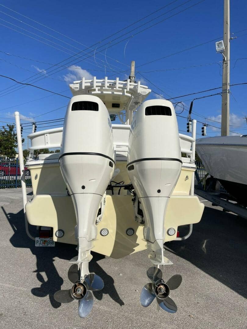 2008 Silverhawk 2700CC "Colleen" photo 10