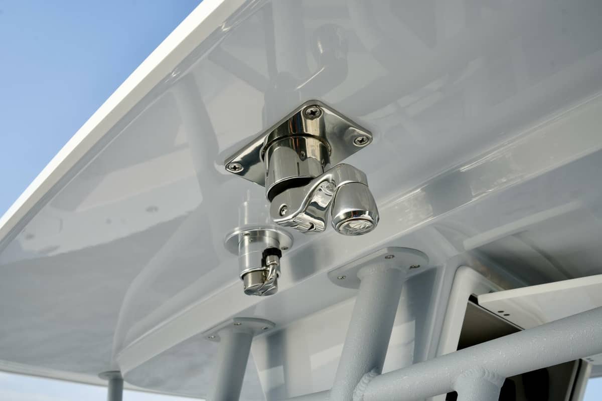 2024 Reef Runner Center Console photo 13