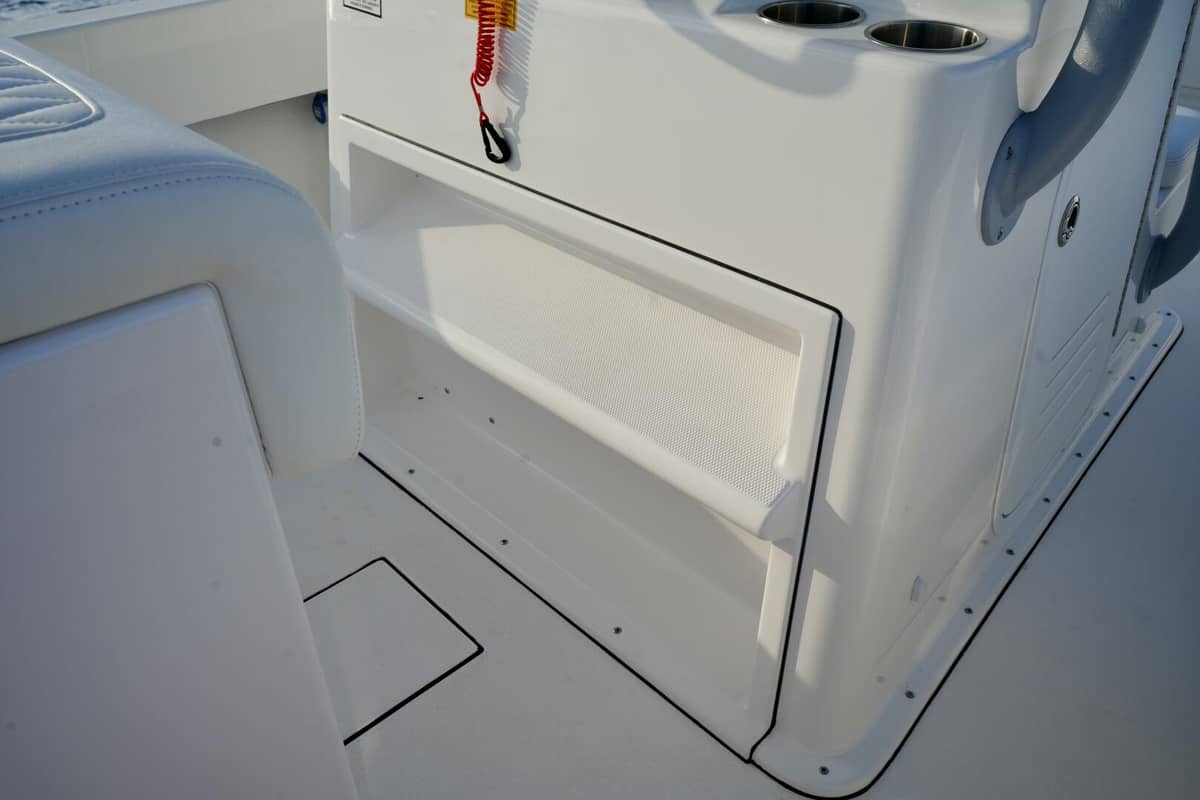 2024 Reef Runner Center Console photo 26